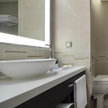 Doubletree By Hilton Umraniye Istambul