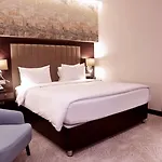 Doubletree By Hilton Umraniye מלון
