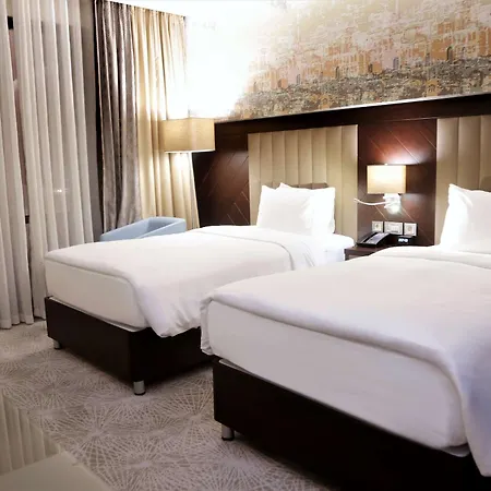 Отель Doubletree By Hilton Umraniye 5*