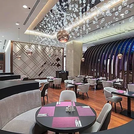 מלון Doubletree By Hilton Umraniye