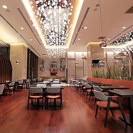 Doubletree By Hilton Umraniye מלון