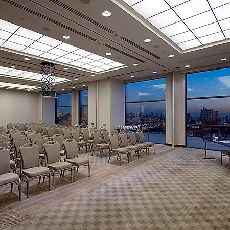 Hotel Doubletree By Hilton Umraniye